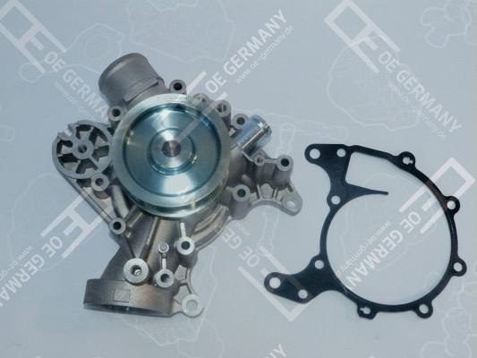 Water Pump, engine cooling - 082000DXI700 OE Germany - 04901740, 20834409, 7420834409